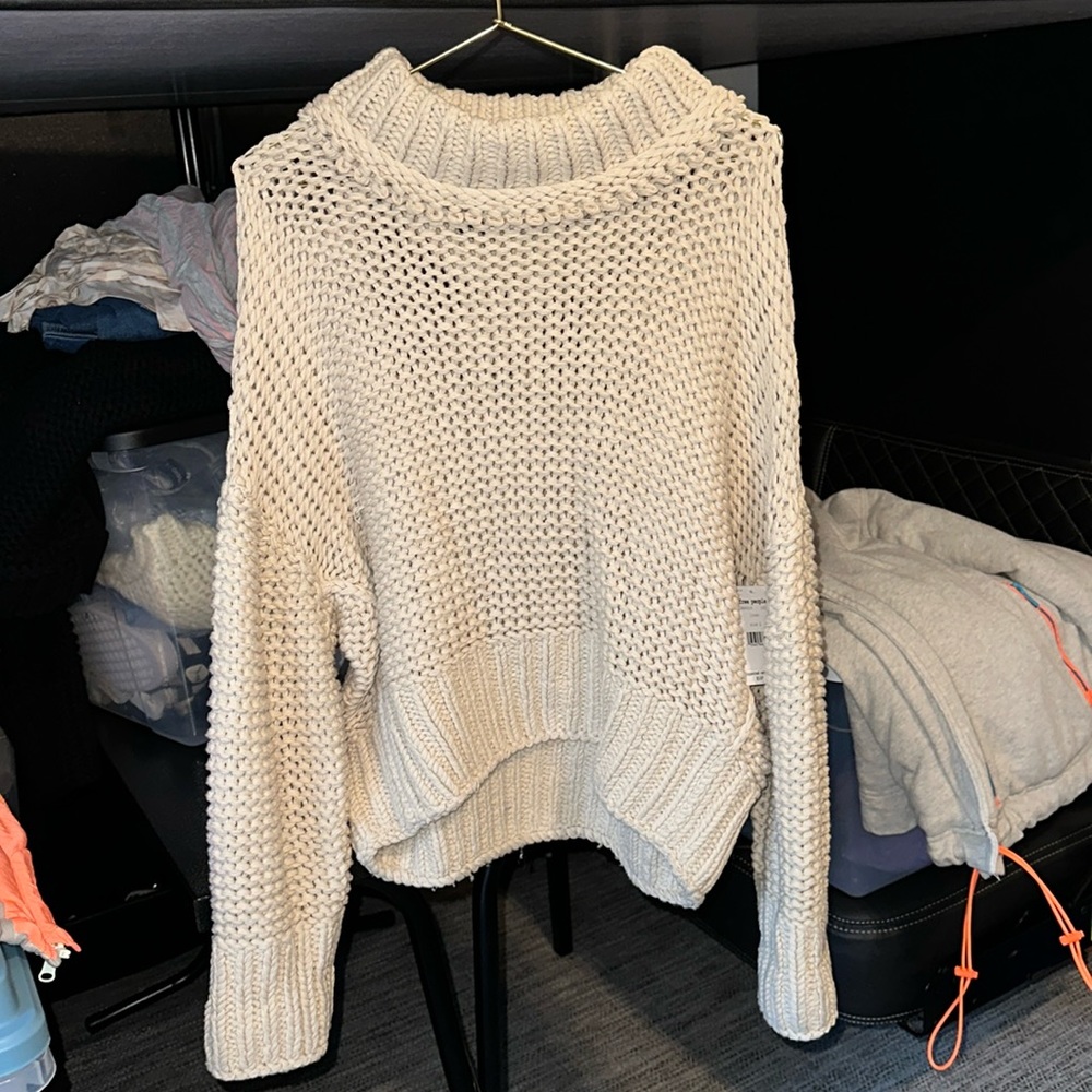 Has PULL Free People My only sunshine sweater